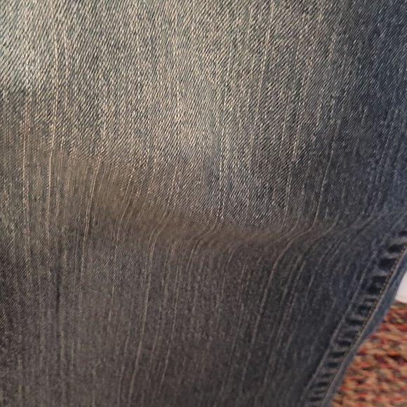 Levis 515 Dark Blue Bootcut Womens 16 Short Distressed Bottom Edge - Picture 15 of 15